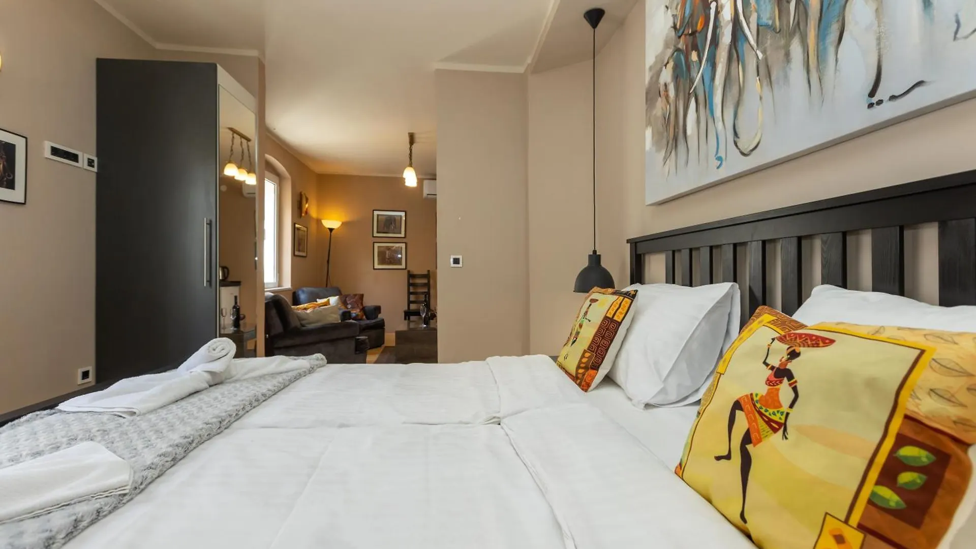 **** Guest house Africa Room Old Town - Zadar Croatia